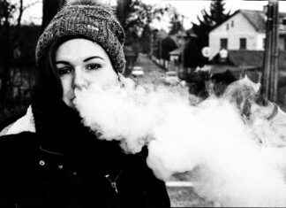 Why Is My Vape Leaking? Common Issues & Fixes Why Is My Vape Leaking? Common Issues & Fixes