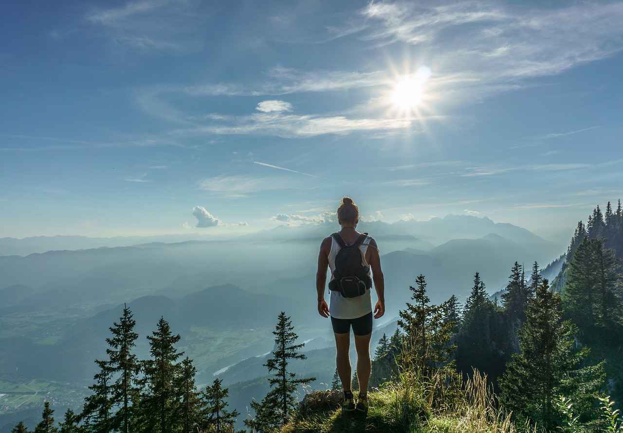 Why New Balance 1400 Hiking Shoes Are Perfect for Trails 1 Features of New Balance 1400 Hiking Shoes