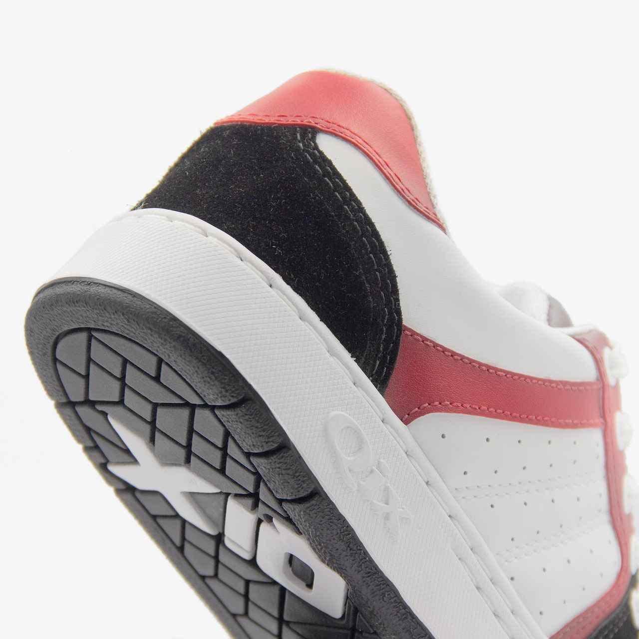Why New Balance 550 Women Are So Coveted This Season 3 Cultural Impact and Celebrity Endorsements