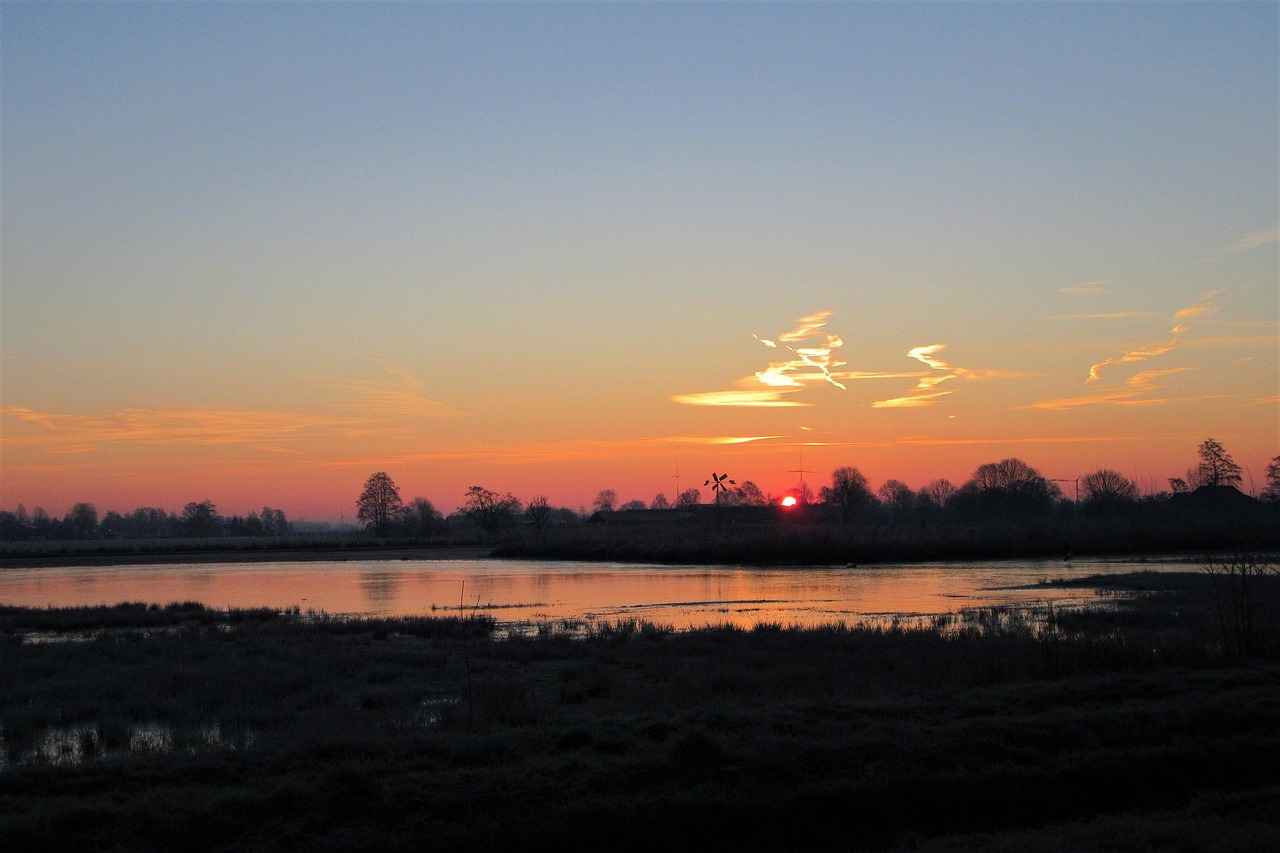 Will Cold Water Freeze Faster Than Hot? Science Explained 1 The Mpemba Effect: An Overview