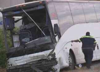 Fiery Tour Bus Crash Near Los Angeles: Fatalities and Injuries fiery-tour-bus-crash-near-los-angeles-fatalities-and-njuries