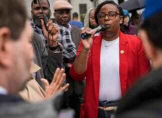 NJ Rep. LaMonica McIver Charged with Assault at ICE Center nj-rep-lamonica-mcver-charged-with-assault-at-ce-center