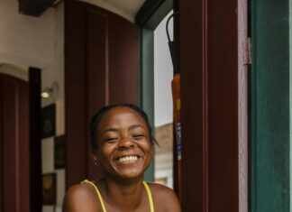 Happy Place Emily Henry: Discover the Secrets to Finding Joy