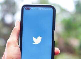 OnThisVerySpot.com Email Address: Discover How to Connect Today!