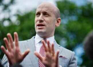 Stephen Miller considers suspending due process for migrants stephen-miller-considers-suspending-due-process-for-migrants