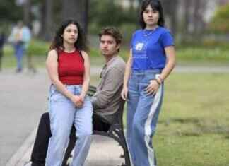 Struggling Screenwriters: Breaking into a Tough Industry struggling-screenwriters-breaking-into-a-tough-ndustry