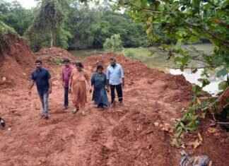 Tension Rises as Wetland Landfilling Persists in Vazhathuruthi tension-rises-as-wetland-landfilling-persists-in-vazhathuruthi