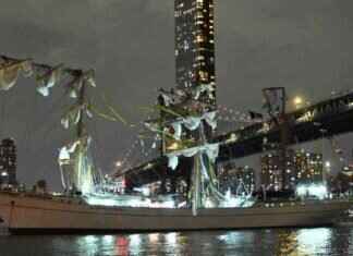 Tragic Accident: 2 Dead as Mexican Tall Ship Collides with Brooklyn Bridge tragic-accident-2-dead-as-mexican-tall-ship-collides-with-brooklyn-bridge