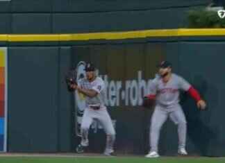 Unbelievable Catch by Boston Red Sox Player: Watch the Highlight Now unbelievable-catch-by-boston-red-sox-player-watch-the-highlight-now