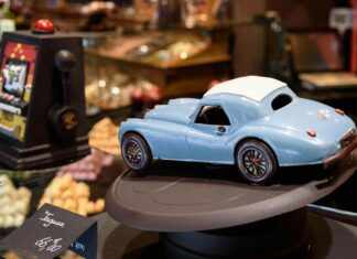 One Sixth Scale France: Discover The Magic Behind Miniature Models