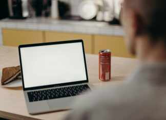 Adrianna Apostolec: Discover The Secrets Behind Her Success