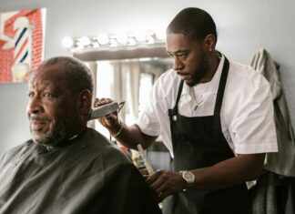 Barber Cape: The Secret to a Perfectly Clean Haircut Experience