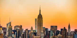 Top Instagrammable Spots in New York City NYC Instagram spots, Instagrammable New York, New York photo locations, DUMBO photo spot, Brooklyn Bridge Instagram, Central Park photography, Top of the Rock views, NYC travel guide, New York City aesthetics, best NYC backdrops, Manhattan photo ideas, NYC hidden gems