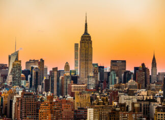 Top Instagrammable Spots in New York City NYC Instagram spots, Instagrammable New York, New York photo locations, DUMBO photo spot, Brooklyn Bridge Instagram, Central Park photography, Top of the Rock views, NYC travel guide, New York City aesthetics, best NYC backdrops, Manhattan photo ideas, NYC hidden gems